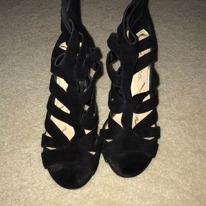 Cute Jessica Simpson black heels